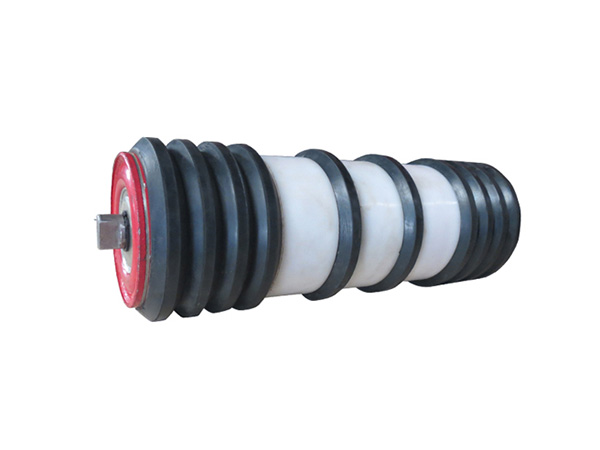 Comb-Shaped Sweeping Idler Roller