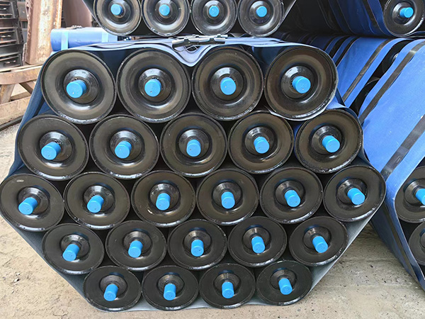 Do conveyor idlers need lubrication?